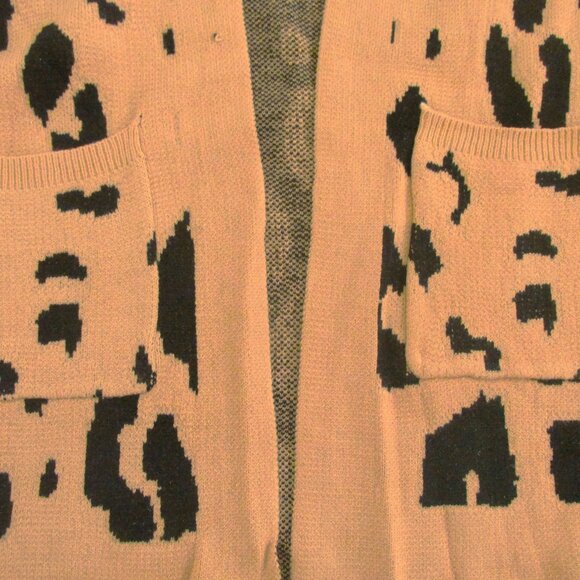 Zesica(NWT) Women's Open Front Cardigan Sweater Size Medium - Picture 3 of 5